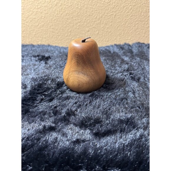 Vintage Handcrafted Oregon Myrtlewood Pear Figurine With Leather Stem - Picture 3 of 6